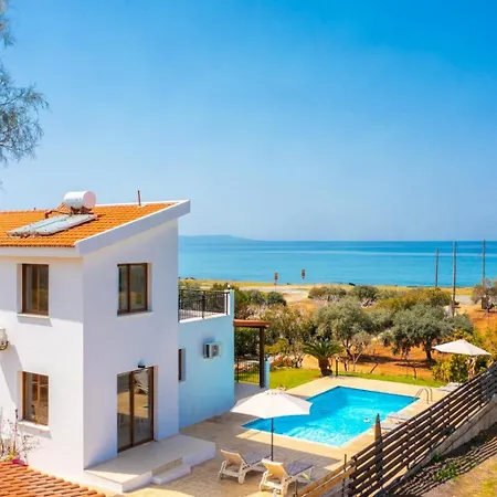 Sunset Villa *